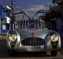 2010: Der Mercedes-Benz 300 SL Siegerwagen von 1952 auf den Spuren der Carrera Panamericana. 